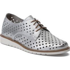 Półbuty LASOCKI - EDA-01 Silver. Szare półbuty damskie Lasocki, bez wzorów, z materiału, bez obcasa, na płaskiej podeszwie, bez zapięcia. Za 199.99 zł.