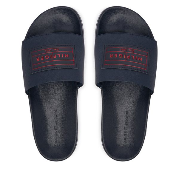 Klapki Tommy Hilfiger. Niebieskie klapki męskie Tommy Hilfiger, bez wzorów, bez zapięcia. Za 189.99 zł.