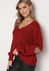 Bordowy Sweter z Wełną i Ozdobnymi Naszywkami na Łokciach Norethra. Czerwone swetry nierozpinane damskie Born2be, na zimę, uniwersalny, z aplikacjami, z jeansu, eleganckie, bez kołnierzyka, bez ramiączek. Za 129.99 zł.