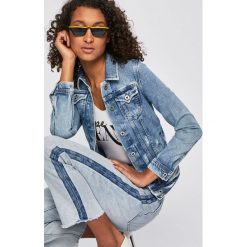 Pepe Jeans - Kurtka Thrift x Wiser Wash. Niebieskie kurtki damskie Pepe Jeans, l, bez wzorów, z bawełny, bez kaptura. W wyprzedaży za 399.90 zł.