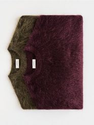 Sweter z moherem - mahoniowy. Brązowe swetry nierozpinane damskie Reserved, l, bez wzorów, z dzianiny, bez kołnierzyka, bez ramiączek. Za 359.99 zł.