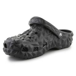 Klapki Crocs Classic Geometric Clog 209563-001 czarne. Czarne klapki męskie bez wzorów, bez zapięcia. Za 374.47 zł.