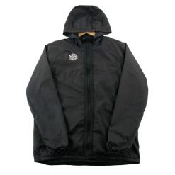Second life - Kurtka męska podszewka mesh czarna - Stan bardzo dobry. Czarne kurtki sportowe męskie Umbro, m, bez wzorów, z materiału, bez kaptura, na fitness i siłownię. Za 164.76 zł.