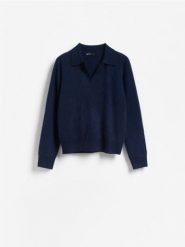 Wełniany sweter - granatowy. Niebieskie swetry nierozpinane damskie Reserved, l, bez wzorów, z dzianiny, bez kołnierzyka, bez ramiączek. Za 259.99 zł.