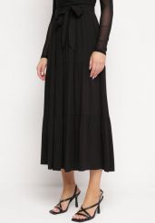 Czarna Wiskozowa Spódnica Maxi Rozkloszowana z Paskami Saosa. Czarne spódnice damskie Born2be, na co dzień, l, bez wzorów, z wiskozy, klasyczne, maxi, rozkloszowane. Za 39.99 zł.