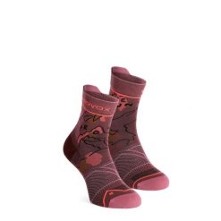 Skarpety merino damskie Ortovox Alpine Light Quarter Socks. Czerwone skarpetki damskie ORTOVOX, bez wzorów. Za 97.99 zł.