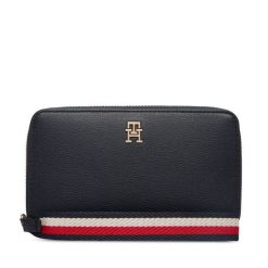 Portfel Tommy Hilfiger. Niebieskie portfele damskie Tommy Hilfiger. Za 269.99 zł.