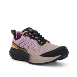 Buty damskie TREZETA Sekai W's z membraną WP. Czerwone obuwie trekkingowe damskie Trezeta, z materiału, bez zapięcia. Za 419.93 zł.