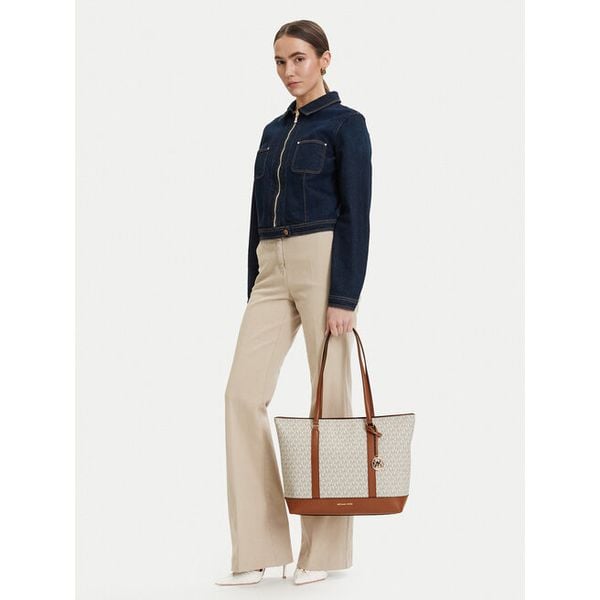 Torebka MICHAEL Michael Kors. Białe shopperki damskie MICHAEL Michael Kors, bez wzorów, bez dodatków. Za 740.99 zł.