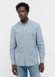 Męska Koszula Mustang Style Elmore Ikat Light Chambray 1016948 12766. Niebieskie koszule męskie Mustang, m, bez wzorów, bez kołnierzyka, bez ramiączek. Za 169.99 zł.