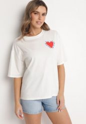 Jasnobeżowy Bawełniany T-shirt z Motywem Serca Liorlie. Brązowe t-shirty damskie Born2be, bez wzorów, z bawełny, klasyczne, bez kołnierzyka, bez ramiączek. Za 74.99 zł.