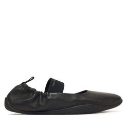 Baleriny Calvin Klein. Czarne balerinki damskie Calvin Klein, bez wzorów, bez obcasa, bez zapięcia. Za 409.99 zł.