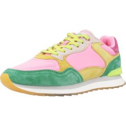 Tenisówki Hoff Model Santa Marta Kolor Rose. Czerwone trampki i tenisówki damskie HOFF, bez wzorów, z materiału, bez zapięcia. Za 583.50 zł.