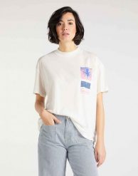 T-SHIRT DAMSKI LEE OVERSIZED TEE BOYFRIEND FIT ECRU L41SBYNQ 112109158. T-shirty damskie Lee, l, bez wzorów, bez kołnierzyka, bez ramiączek. Za 69.99 zł.