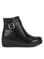 Clara Barson Botki WS6000-01 Czarny. Czarne botki damskie Clara Barson, bez wzorów, ze skóry, bez obcasa, na koturnie, bez zapięcia. Za 149.99 zł.