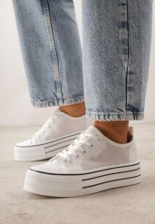 Białe Trampki na Grubej Podeszwie z Ażurową Cholewką Nalivera. Białe trampki i tenisówki damskie Born2be, w ażurowe wzory, z jeansu, bez zapięcia. Za 79.99 zł.