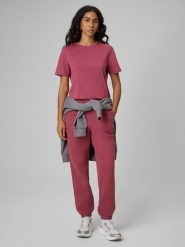 4F Spodnie dresowe joggery damskie - burgundowe XS. Czerwone spodnie dresowe damskie 4F, bez wzorów, z dresówki. Za 129.99 zł.