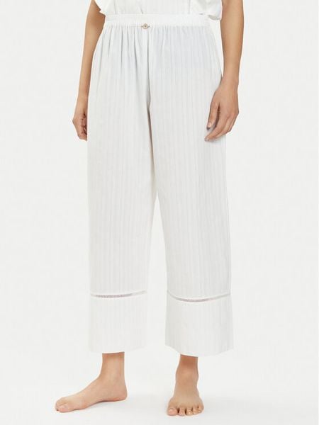 Emporio Armani Underwear Spodnie piżamowe 164834 4R244 92810 Biały Relaxed Fit. Białe piżamy damskie Emporio Armani Underwear, bez wzorów, z bawełny, bez ramiączek. Za 239.99 zł.