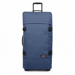Torba podróżna Eastpak Tranverz L. Niebieskie torby podróżne damskie Eastpak, bez wzorów. W wyprzedaży za 713.00 zł.