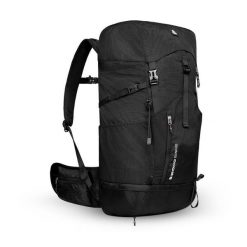Plecak turystyczny 35L z pokrowcem przeciwdeszczowym Trekking Siroko Weddell 35. Czarne plecaki męskie SIROKO, bez wzorów, z materiału. Za 340.00 zł.