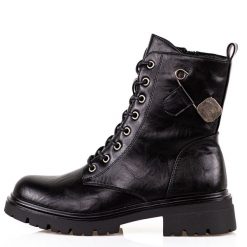 Czarne trapery damskie M.Daszyński 2508-4. Czarne trapery damskie M.Daszyński, ze skóry, bez zapięcia. Za 199.00 zł.