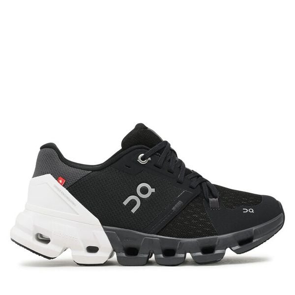 Buty do biegania On. Czarne obuwie sportowe damskie On, bez wzorów, bez zapięcia, do biegania. Za 649.99 zł.