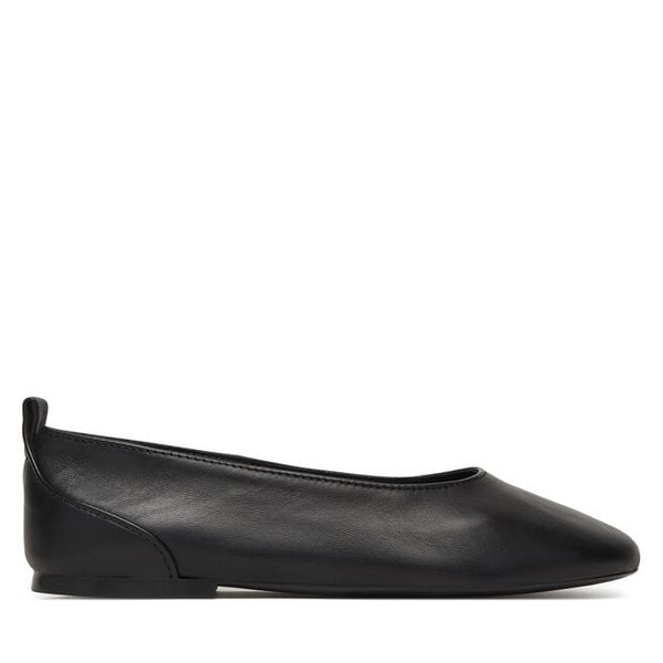 Baleriny Tamaris. Czarne balerinki damskie Tamaris, bez wzorów, bez obcasa, bez zapięcia. Za 229.99 zł.