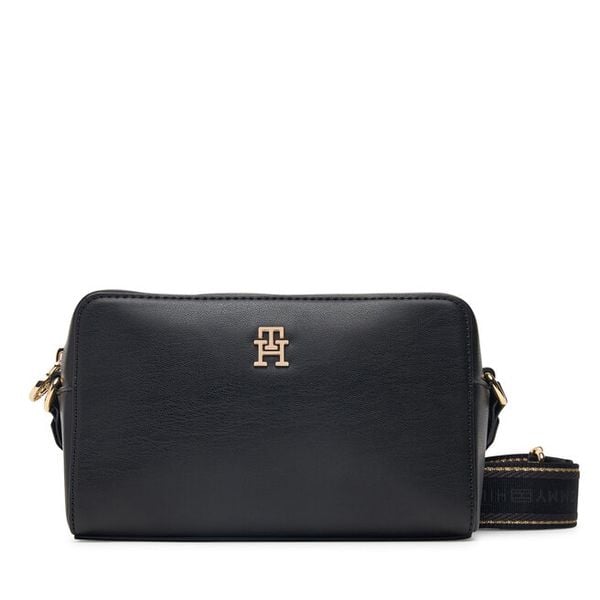 Torebka Tommy Hilfiger. Czarne listonoszki damskie Tommy Hilfiger, bez wzorów, bez dodatków. Za 409.99 zł.