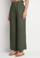 Ciemnozielone Szerokie Spodnie Palazzo z Wysokim Stanem Aranwenna. Zielone spodnie materiałowe damskie Born2be, bez wzorów, z jeansu, eleganckie, z podwyższonym stanem. Za 39.99 zł.