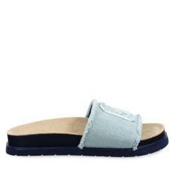 Klapki Gant. Niebieskie klapki damskie GANT, bez wzorów, sportowe, bez obcasa, bez zapięcia. Za 299.99 zł.