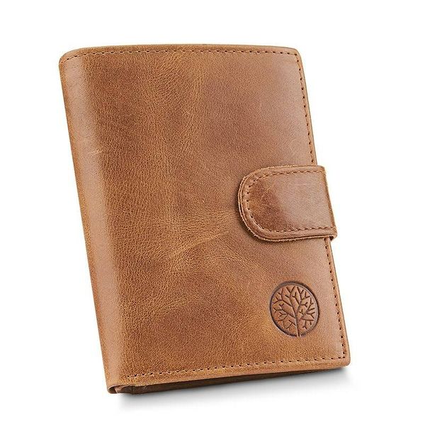 Portfel męski BETLEWSKI BPM-BB-67 brązowy. Brązowe portfele męskie Betlewski, bez wzorów, ze skóry. Za 139.00 zł.