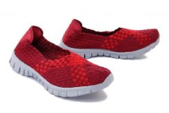 ROCK SPRING BARA bordo mix, półbuty damskie. Półbuty damskie Rock Spring, na lato, bez wzorów, rockowe, bez obcasa, bez zapięcia. Za 131.94 zł.