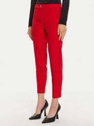 Maryley Spodnie materiałowe 24IB52Z/M19/43MA Czerwony Regular Fit. Czerwone spodnie materiałowe damskie Maryley, bez wzorów, z materiału. Za 129.99 zł.