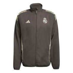 Kurtka dresowa Prematch Real Madrid 2025/26. Szare kurtki męskie Adidas, bez wzorów, z dresówki, sportowe, bez kaptura. W wyprzedaży za 285.00 zł.