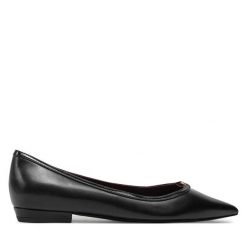 Baleriny Tory Burch. Czarne balerinki damskie Tory Burch, bez wzorów, bez obcasa, bez zapięcia. Za 969.99 zł.