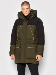 Woolrich Kurtka puchowa Teton CFWOOU0524MRUT1723 Zielony Regular Fit. Zielone kurtki sportowe męskie Woolrich, m, bez wzorów, z puchu, bez kaptura, outdoorowe. Za 4,879.00 zł.