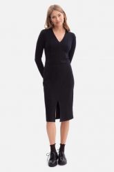 Bawełniana sukienka dzianinowa ołówkowa z dekoltem V czarna. Czarne sukienki damskie Bewear, do pracy, s, bez wzorów, z bawełny, biznesowe, bez kołnierzyka, bez ramiączek, ołówkowe. Za 249.00 zł.