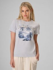 4F T-shirt regular z nadrukiem damski - niebieski M. Niebieskie t-shirty damskie 4F, m, bez wzorów, z bawełny, bez kołnierzyka, bez ramiączek. Za 59.99 zł.