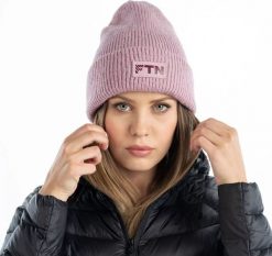 Czapka zimowa unisex z wiskozy Fitanu Utale różowa. Czerwone czapki damskie FITANU, na zimę, bez wzorów, z wiskozy. Za 79.65 zł.