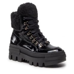 Trapery Rage Age. Czarne trapery damskie Rage Age, bez zapięcia. Za 589.99 zł.