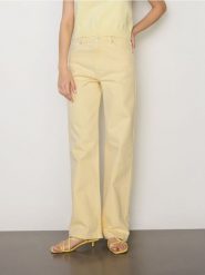 Jeansy wide leg - żółty. Żółte jeansy damskie Reserved, bez wzorów, z bawełny. W wyprzedaży za 69.99 zł.
