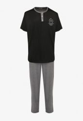 Czarna Bawełniana Piżama Spodnie z Gumką w Pasie i T-shirt z Nadrukiem Ittelea. Czarne piżamy męskie Born2be, m, bez wzorów, z bawełny, bez kołnierzyka, bez ramiączek, długie. Za 49.99 zł.
