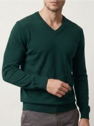 Sweter z dekoltem V - zielony. Zielone swetry męskie Sinsay, l, bez wzorów, bez kołnierzyka, bez ramiączek. Za 39.99 zł.