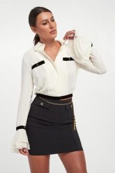 Koszula damska z wiskozowej krepy ELISABETTA FRANCHI. Koszule damskie Elisabetta Franchi, bez wzorów, z wiskozy, bez kołnierzyka, bez ramiączek. Za 1,689.00 zł.