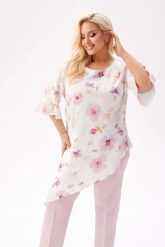 Elegancka tunika Liliana z asymetrycznym krojem w romantyczne kwiaty PLUS SIZE XXL. Czerwone tuniki damskie Moda Size Plus Iwanek, plus size, bez wzorów, z elastanu, eleganckie, plus size, bez ramiączek. Za 239.90 zł.