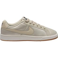 Nike tenisówki damskie Court Royale SE Fossil-Sail-Gum Light Brown 38. Brązowe trampki i tenisówki damskie Nike, bez wzorów, z gumy, bez zapięcia. W wyprzedaży za 215.00 zł.