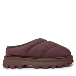 Śniegowce Steve Madden. Brązowe śniegowce damskie Steve Madden, bez zapięcia. Za 469.99 zł.
