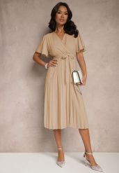 Ciemnobeżowa Sukienka Wiązana w Talii z Plisowaniem na Dole Dorseki. Brązowe sukienki damskie Renee, l, bez wzorów, eleganckie, bez kołnierzyka, bez ramiączek, midi, kopertowe. Za 44.99 zł.