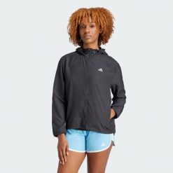 Kurtka Run It. Czarne kurtki sportowe damskie Adidas, xs, bez wzorów, z materiału, bez ramiączek, do biegania. Za 279.00 zł.