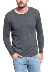 MĘSKI SWETER MUSTANG EMIL C JUMPER 1009792 4151. Swetry męskie Mustang, m, bez wzorów, bez kołnierzyka, bez ramiączek. W wyprzedaży za 49.99 zł.